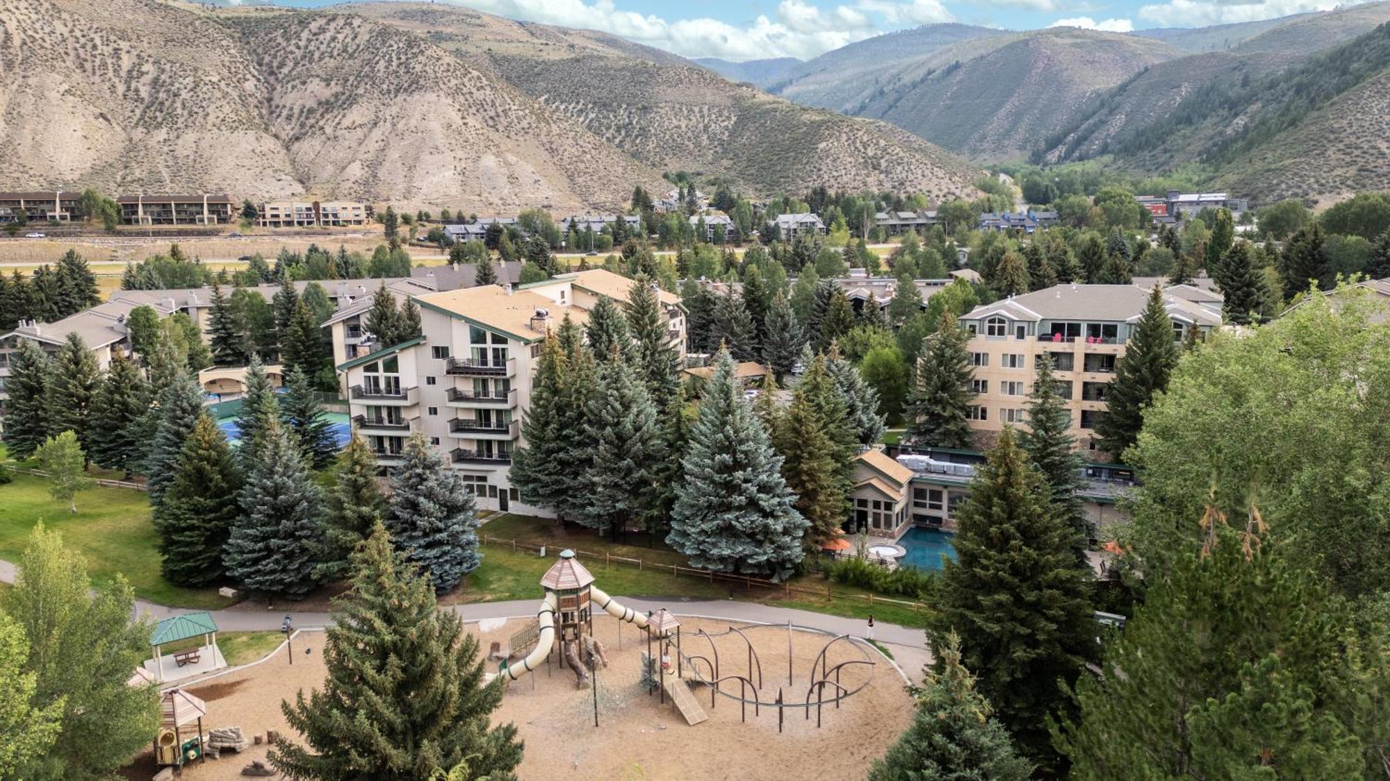 Falcon Point Avon Bagian luar foto