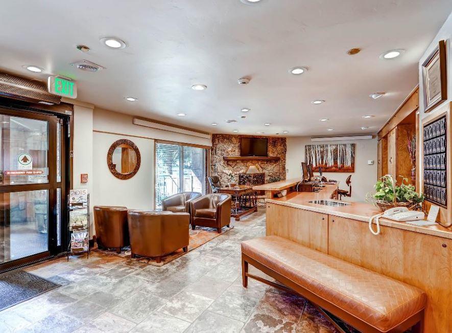 Falcon Point Avon Bagian luar foto